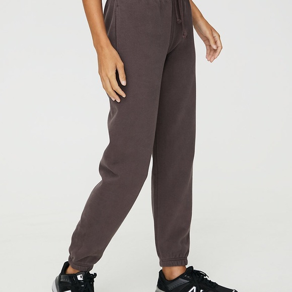 Aritzia Boyfriend Jogger and Hoodie Set - Picture 2 of 5